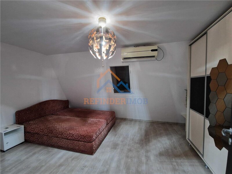 Fizicienilor, apartament 3 camere de vanzare.